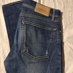 J.Lindeberg jeans  - Riktigt snygga jeans från J.Lindeberg i slim fit