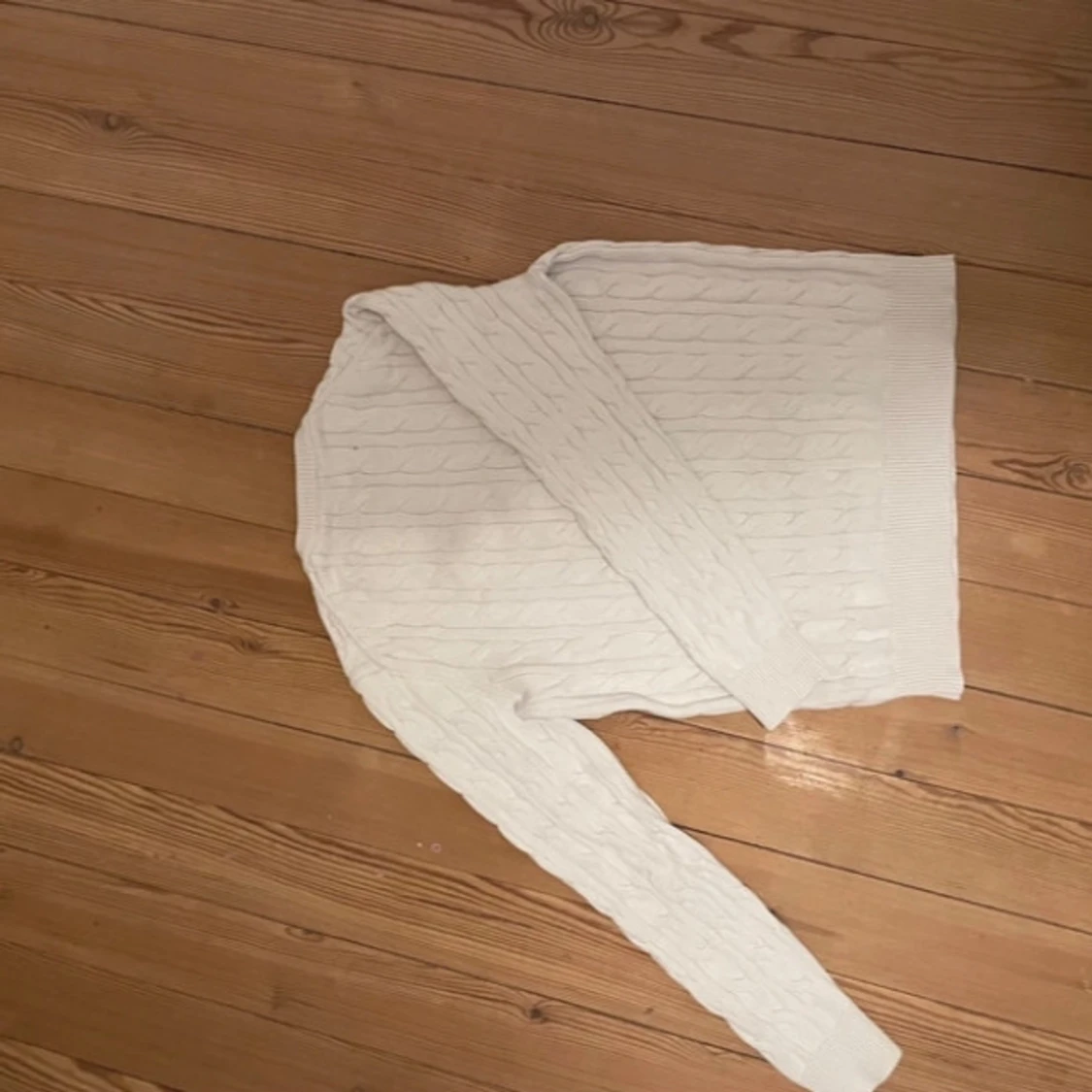 Vit stickad tröja från Morris - 1