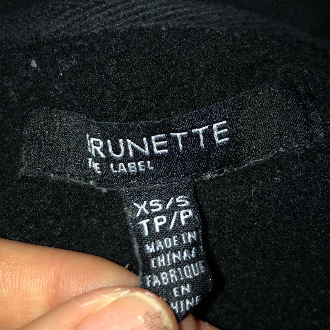 Svart sweatshirt från Brunette the Label - 2