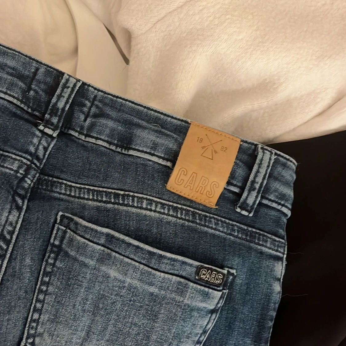 Snygga flare jeans - 4