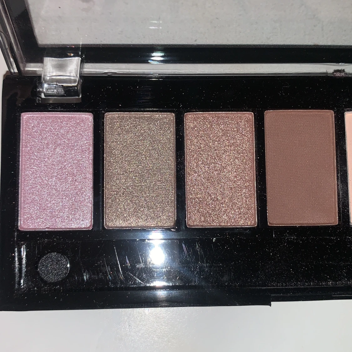 Ögonskuggspalett från Depend - 3