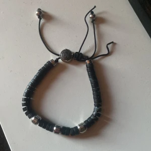 Armband - Armband i bra skick
