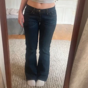 Bootcut jeans  - Mycket bra skick! 🩷