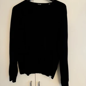 Only & sons  - Only & sons  tröja  Skick:7,5/10 Storlek: Small Pris:70kr  Köparen står för eventuell frakt  