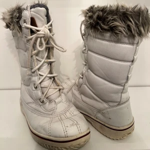 Varma sköna vinter skor  - Storlek 37, (otvättade)