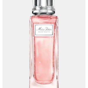 Miss dior edt rollerball 20ml - Halva kvar så det finns ungefär 10ml i flaskan Kan mötas upp i Sthlm  Nypris- 560 (Åhléns hemsida)