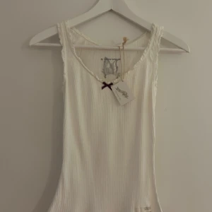 Linne - Odd Molly linne i storlek 0 som motsvarar en XS. I super bra skick med söta detaljer