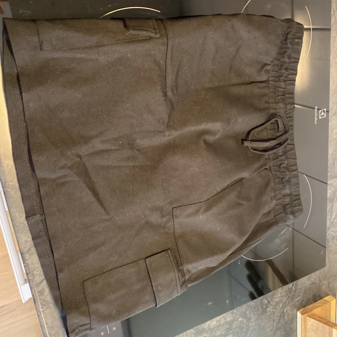 Svart kjol från Stories - 91