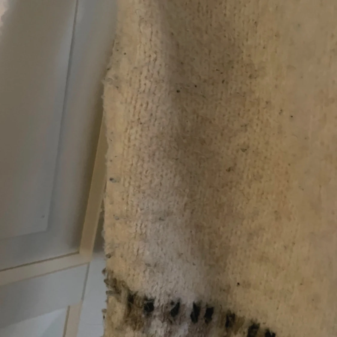 Beige stickad tröja med mönster - 92