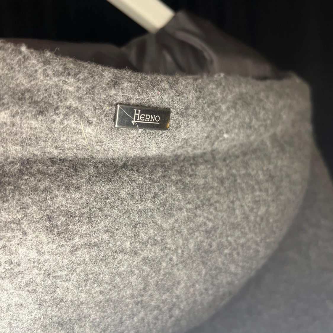 Grå jacka från Herno - 3