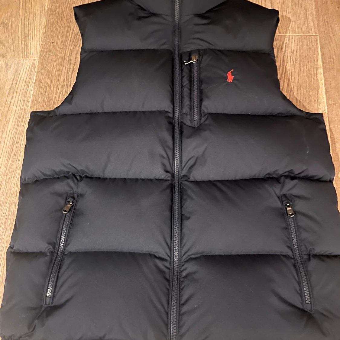 Svart dunväst från Ralph Lauren