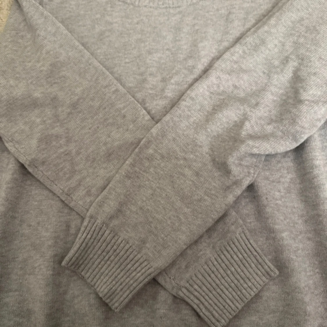 Grå tröja från VILA - 90