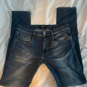 Replay hyperflex jeans - Snygga Replay jeans i mycket bra skick. W34 L36 