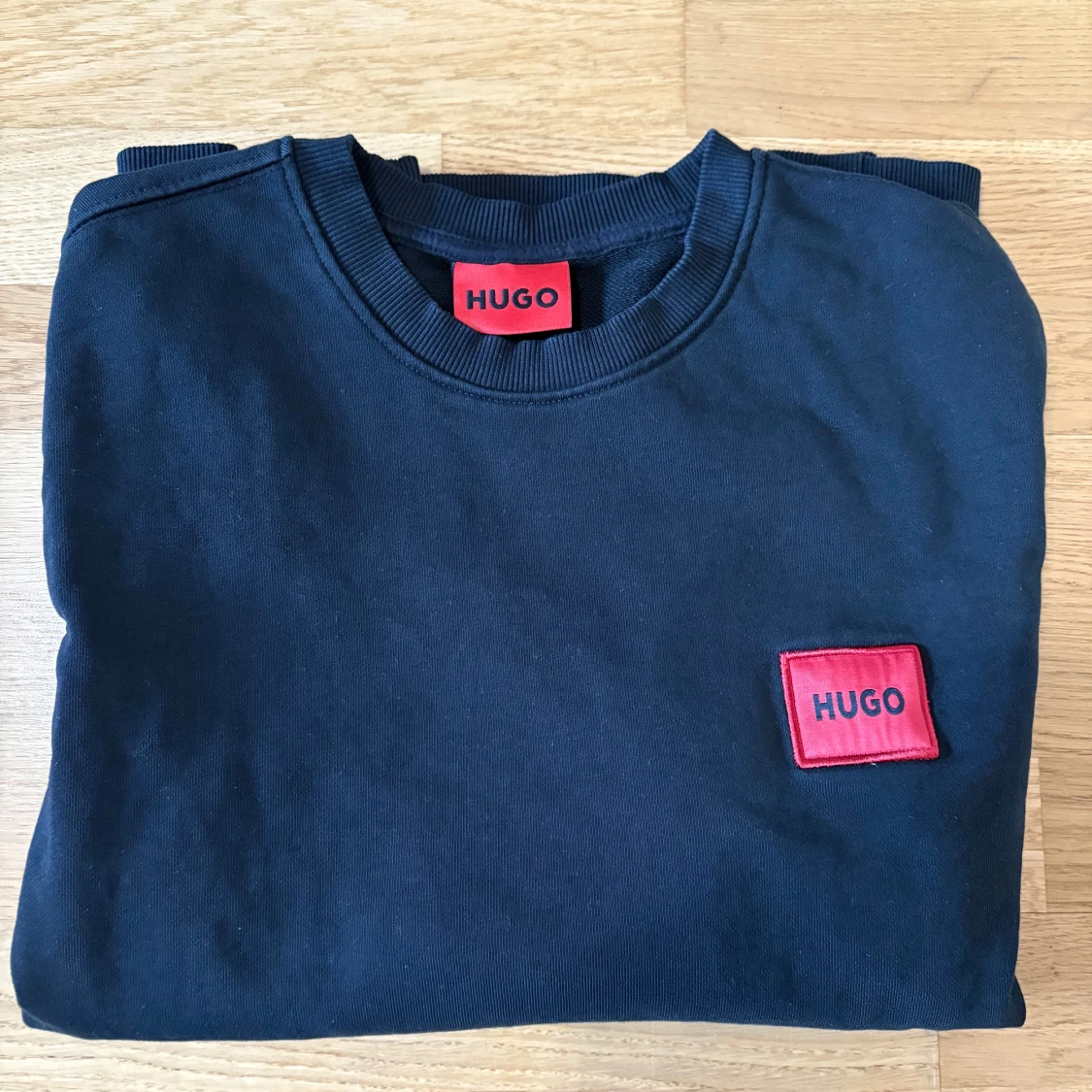 Svart tröja från Hugo - 90