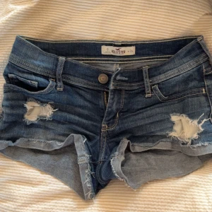 Hollister lågmidjadeshorts - Jättesnygga men passar inte längre💗