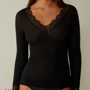 Intimissimi top - Svart Intimissimi topp, helt ny, nypris cirka 600:-