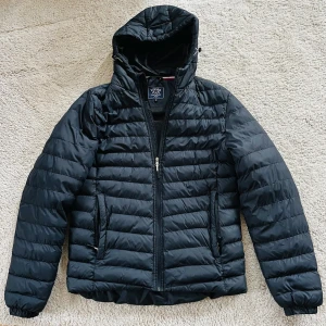 Vinter/höst jacka Polo -  Storlek M Använd väldigt lite