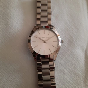 Michael Kors klocka - Ny klocka, ej använd, kvitto saknas.  