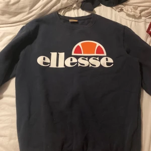 Bra skick strl S - 100kr