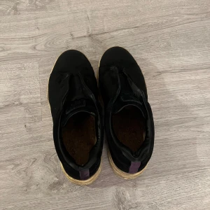 Eytys - Eytys | Väl använda/Lite slitna i hälen | Size 42 men motsvarar 43