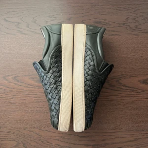 Botega Venetta slip ons - Unika Bottega Veneta Slip-ons | Fint skick ~ 8.5/10 | Storlek 39.5 | Självfallet äkta / Mvh
