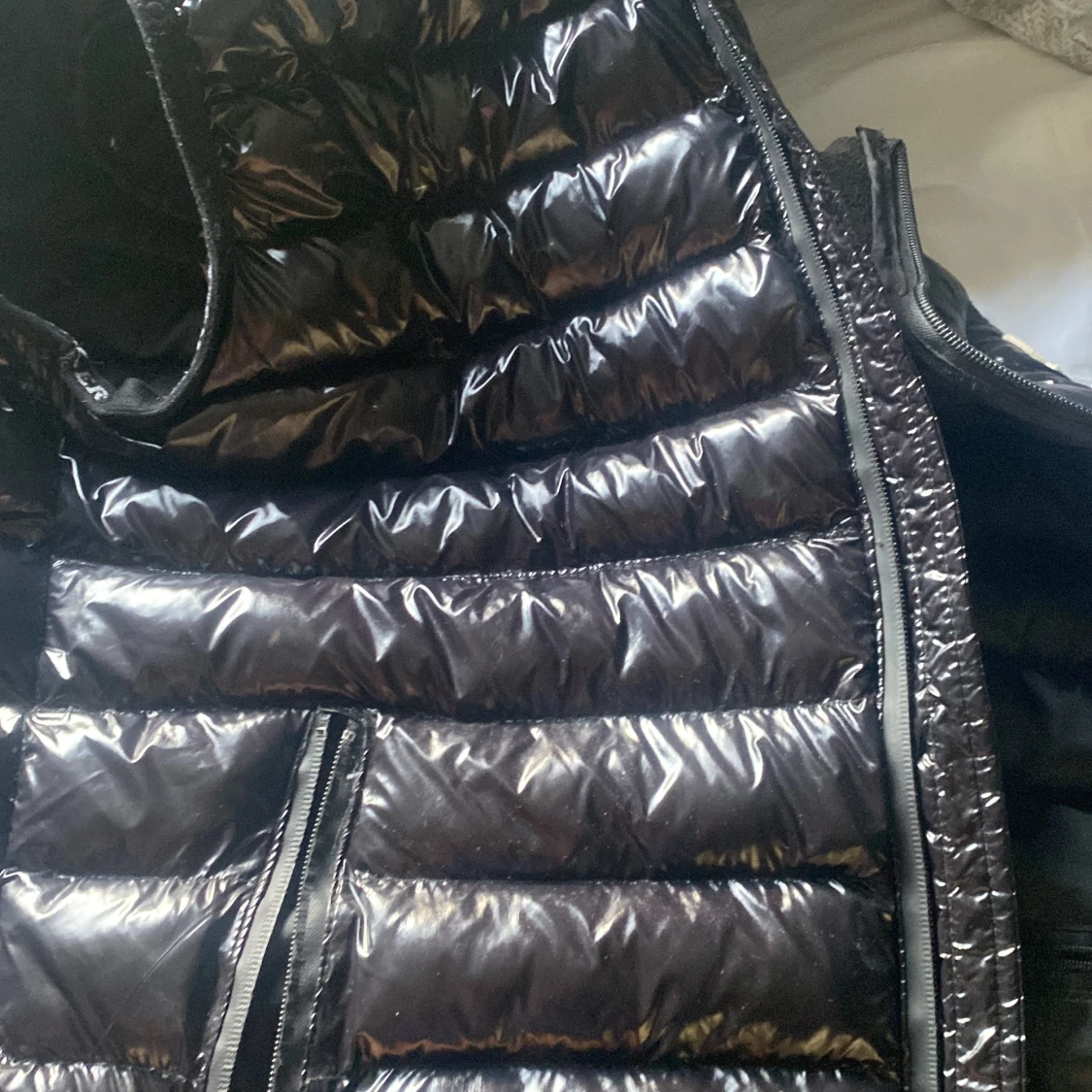 Hej,säljer min moncler väst - 91