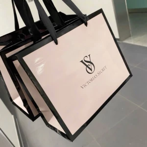  Victoria Secret påse - om du har några frågor vänligen fråga💖(säljer 1 påse) 