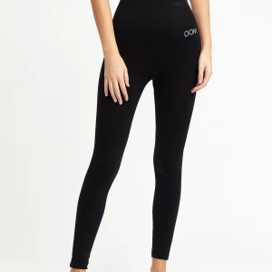 Träningstights  - Drop of mindfulness leggings köpta på åhlens för 299, aldrig använda. Väldigt stretchiga, älskar hur dom sitter i midjan