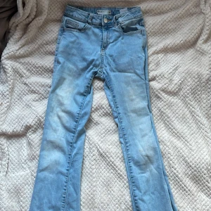 Flared jeans - Skriv privat för frågor💗 bra skick