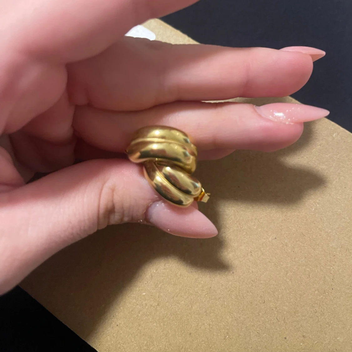 Guldiga örhängen - 90