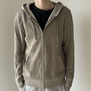 Boggi Milano Cardigan - Boggi Milano | Storlek S | Inga defekter | Nypris 2700 | Hör av dig vid minsta lilla fundering 💭 | 