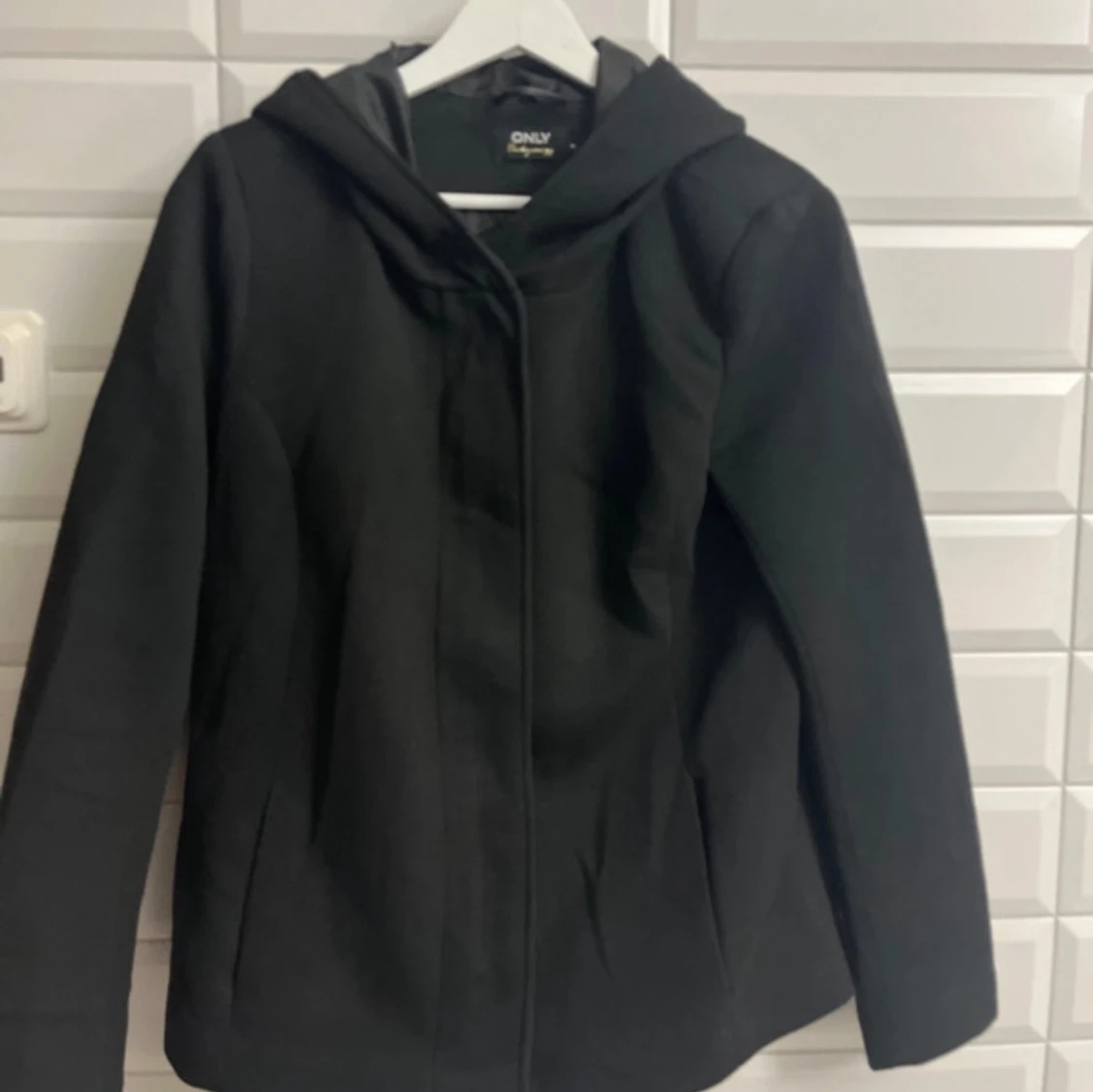 Svart jacka från ONLY storlek:M