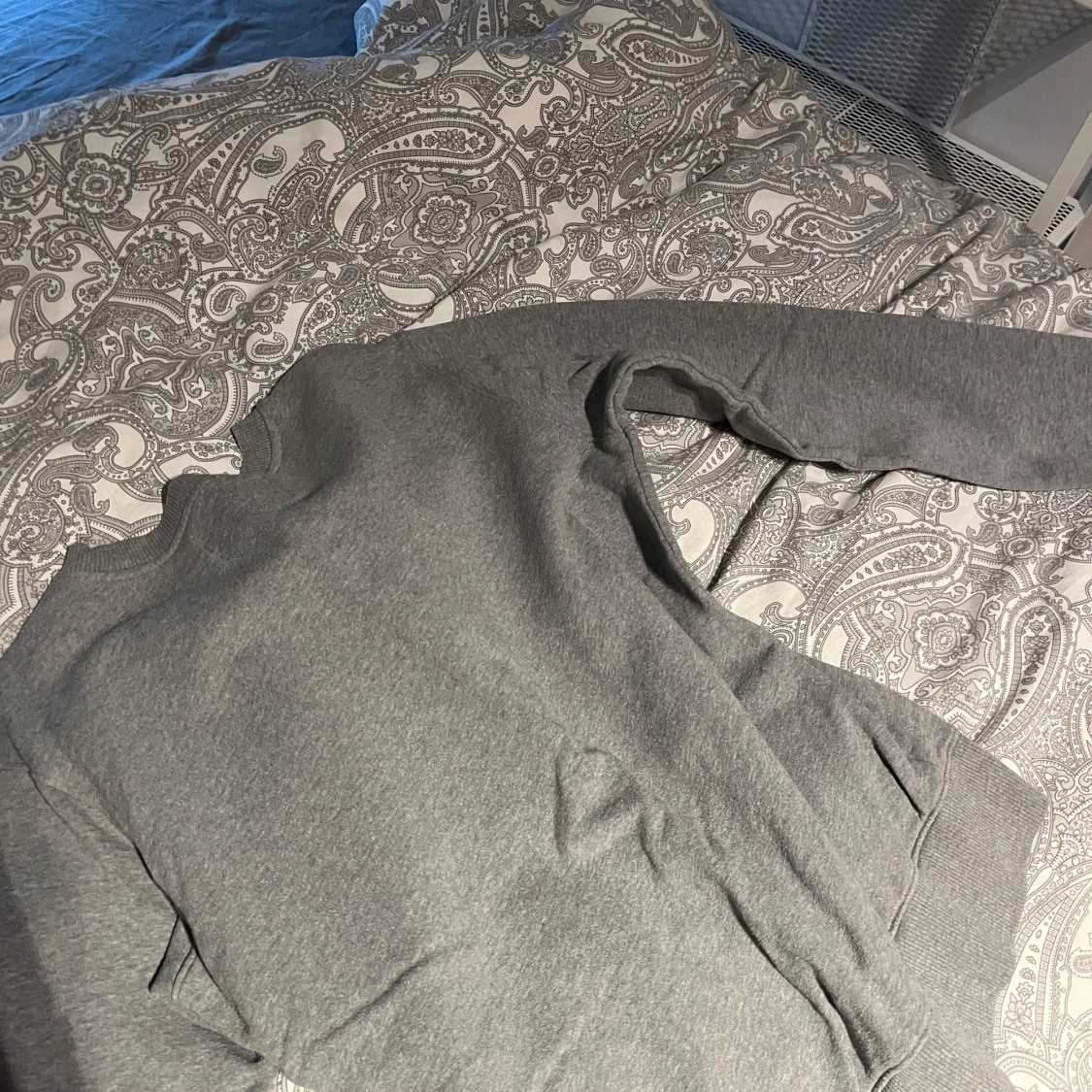 Grå sweatshirt från Calvin Klein Jeans - 91