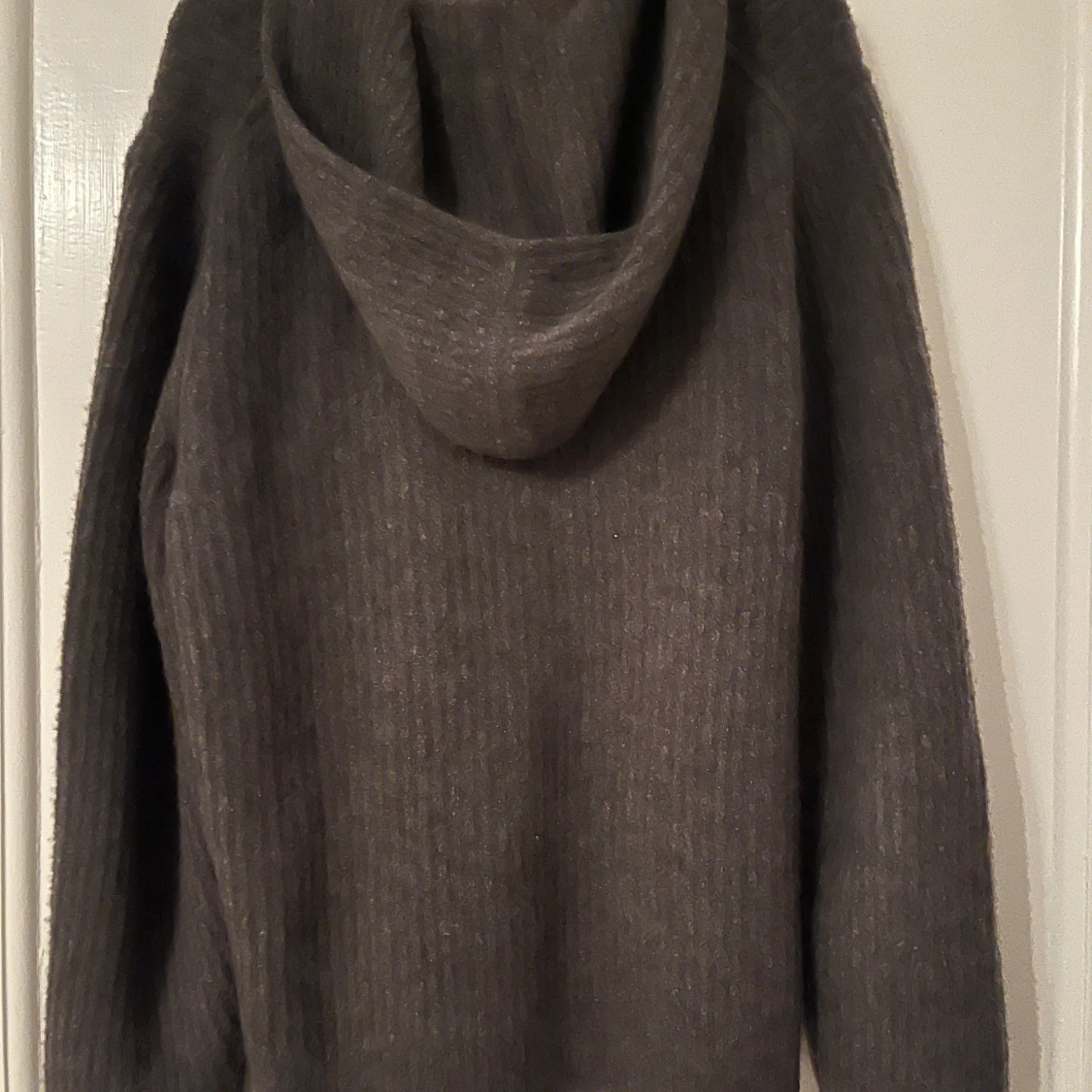 Grå ribbad hoodie från Samsøe Samsøe - 90