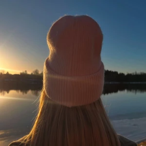 Mössa med satininlägg - Rosa🩷