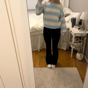 Stickad tröja - Mysig stickad tröja😊