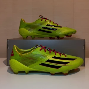 Adidas F50 Adizero FG 2014 - Adidas F50 Adizero FG 2014 “Solar Slime”🎄, Skick- 8.5/10 (färg som försvunnit på framsidan av högra skon)