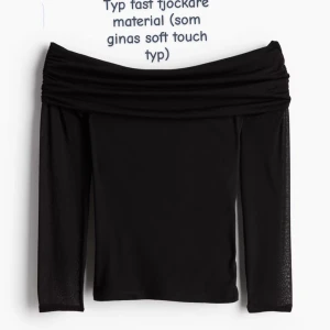 Svart off the shoulder tröja - Säljer supersnygg off the shoulder tröja med as skönt material. Aldrig använd så inga defekter💕är i storlek m men passar xs, s och m. Priset kan diskuteras!!