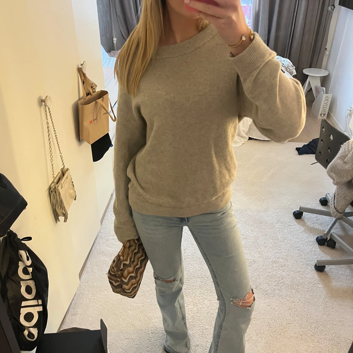 Beige stickad från Filippa K - 91