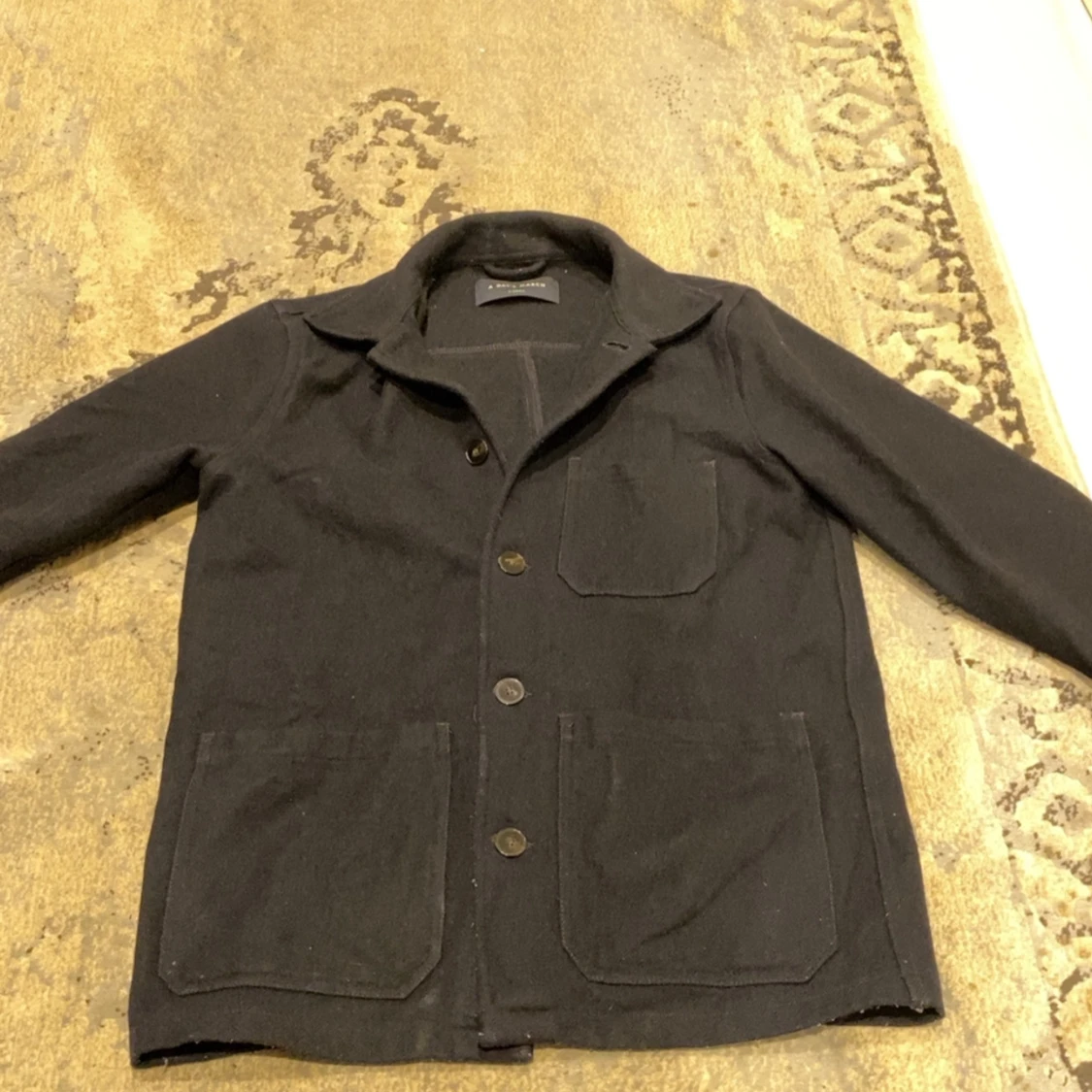 Svart overshirt från A Day's March