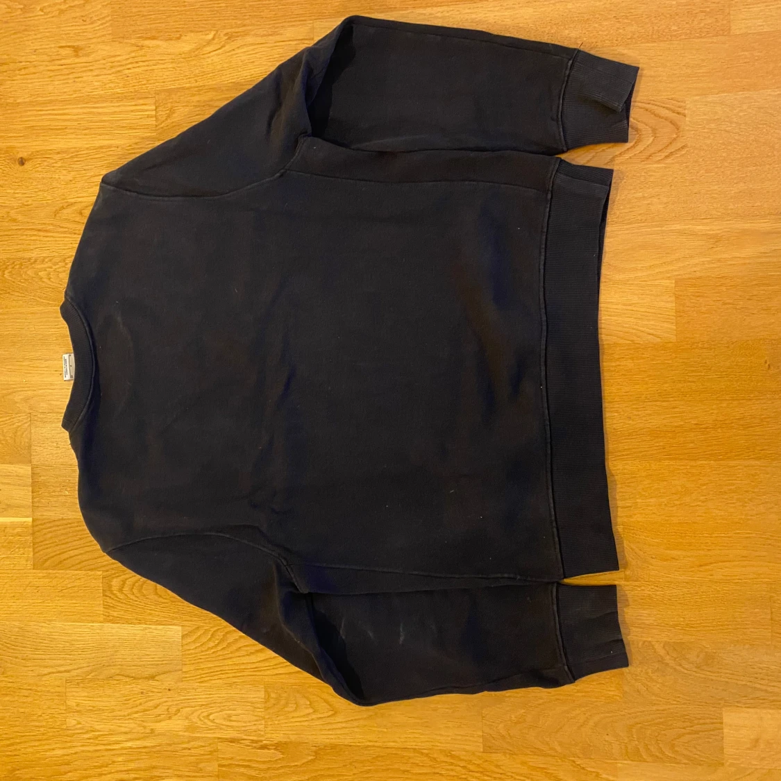 Svart vintage sweatshirt från Nike - 92