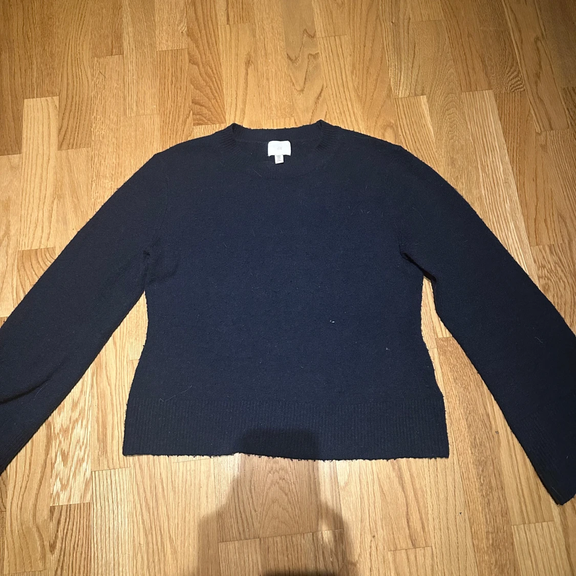 Mörkblå tröja från H&M