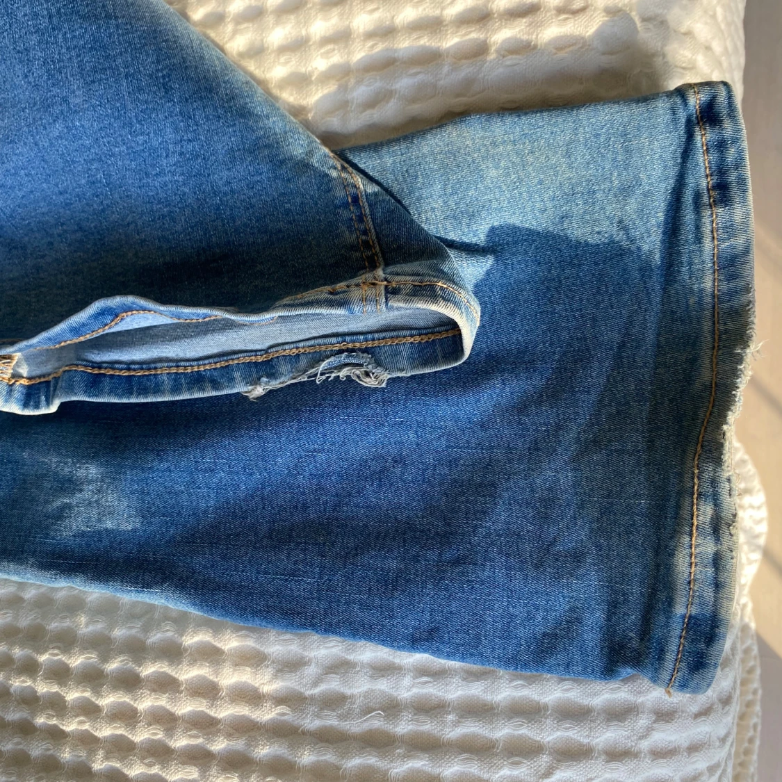 Mid waist bootcut jeans  - 3