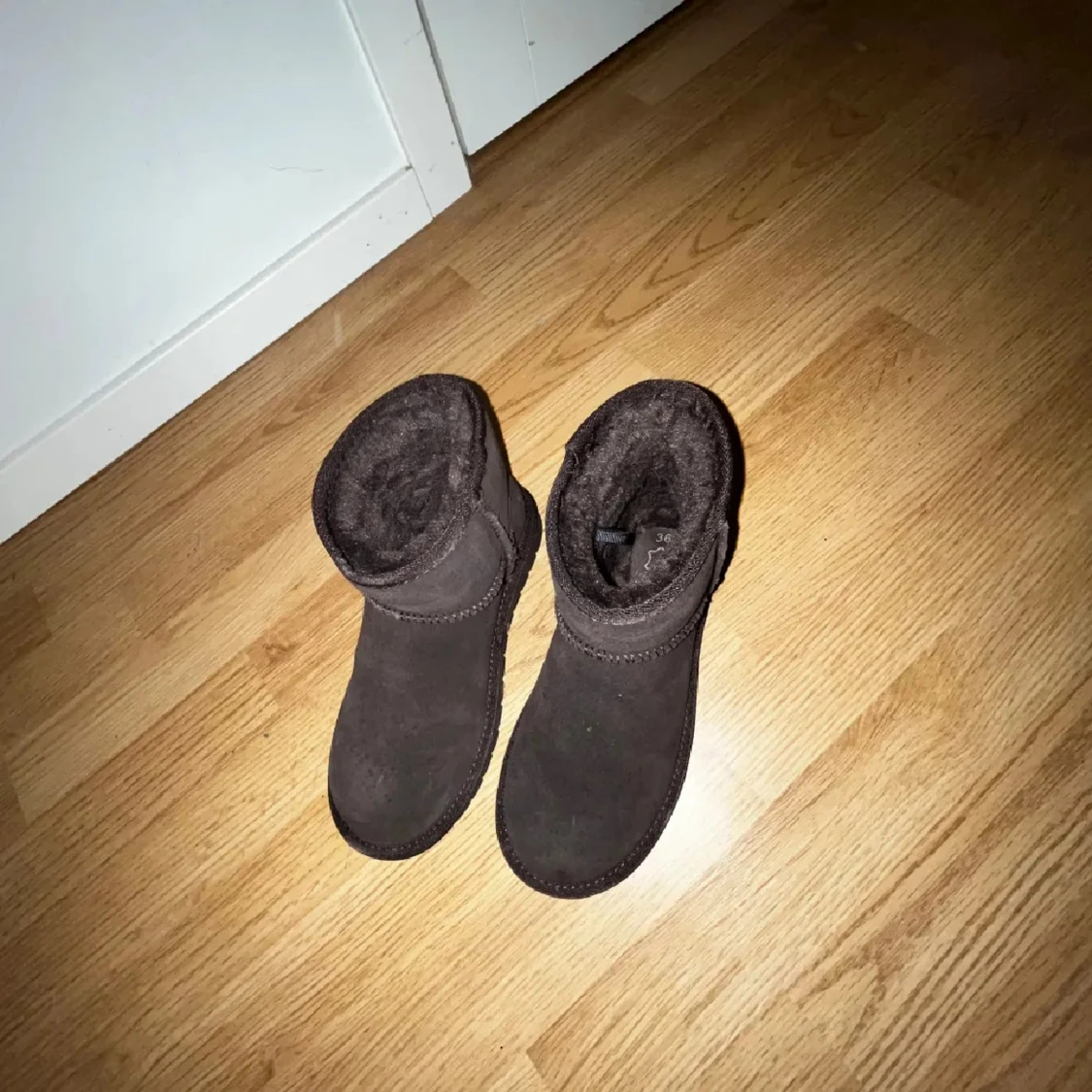 Bruna ”uggs” - 1