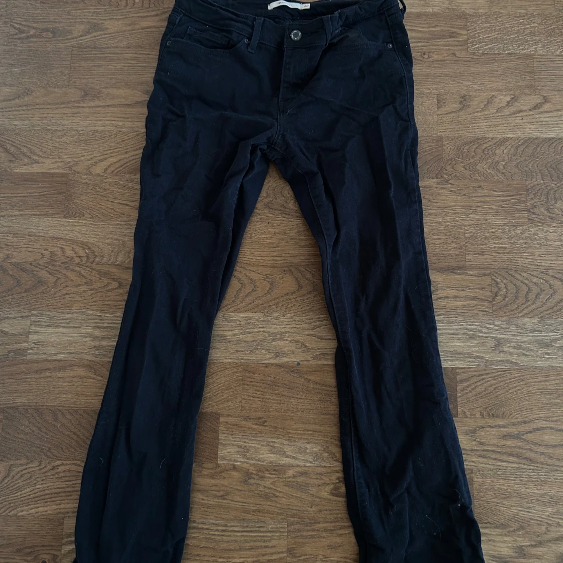 Svarta bootcut jeans