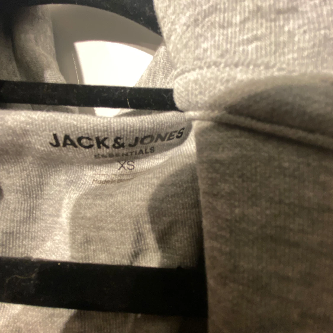 Grå hoodie från Jack & Jones - 1