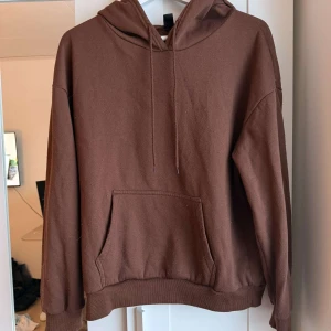 Hoodie  - Lite nopprig!