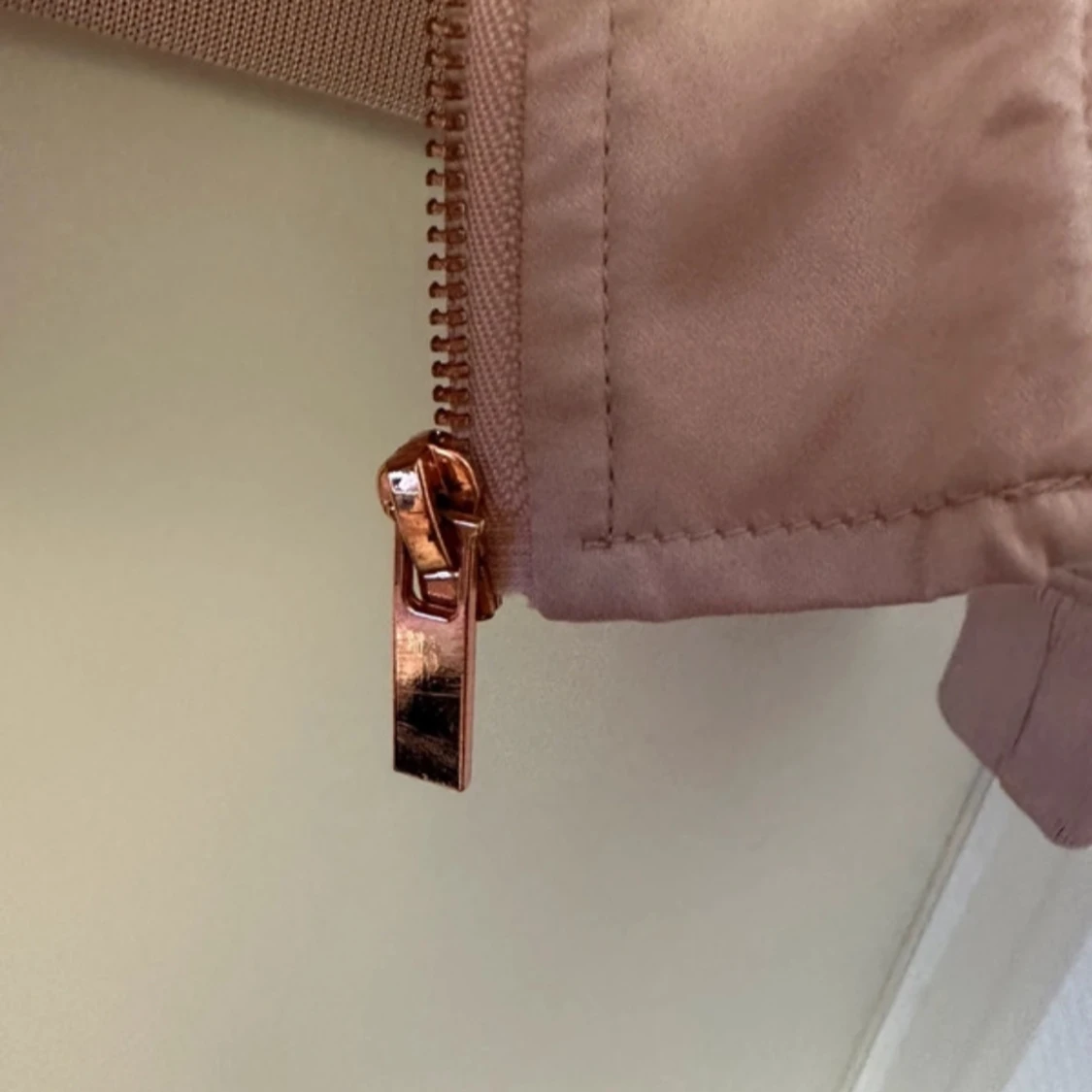 Rosa bomberjacka från The Black Label Collection - 2