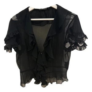 Söt blus  - Fin och användbar till alla tillfällen 