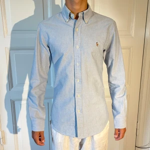 Ralph Lauren Skjorta S - Fin Ralph Lauren skjorta i nyskick | nypris ca 2000kr | Storlek S | Kan gå ner i pris vid snabb affär